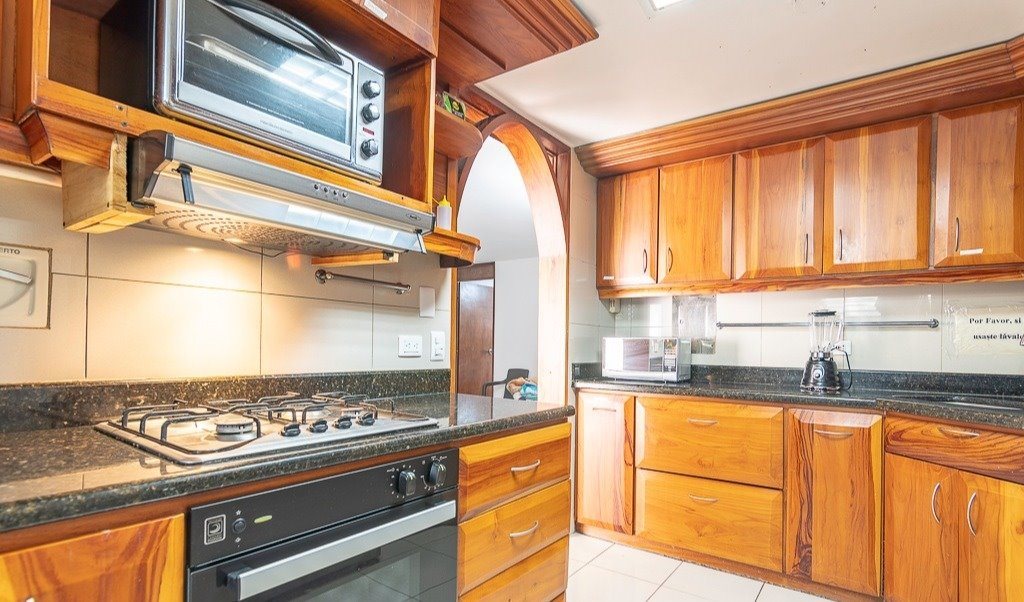 Habitacion en arriendo en Calle 1 Sur, Patio Bonito - Habitación Poblado # 4 | CompartoApto - Image 4