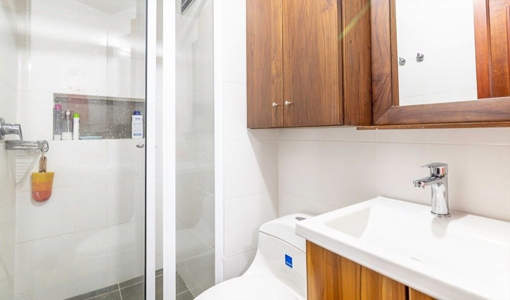 Habitacion en arriendo en Calle 1 Sur, Patio Bonito - Habitación Poblado # 4 | CompartoApto - Image 8