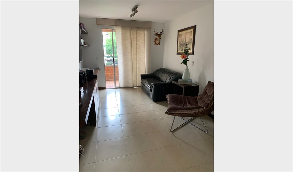 Habitacion en arriendo en Calle 16, La Asomadera Ii - Alquilo habitación en el poblado Castropol, Calle 15 # 37 A18 . | CompartoApto - Image 4