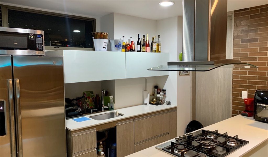 Habitacion en arriendo en Calle 2 Sur, Patio Bonito - Habitacion cerca a EAFIT, Parque Lleras y MILLA DE ORO | CompartoApto - Image 6