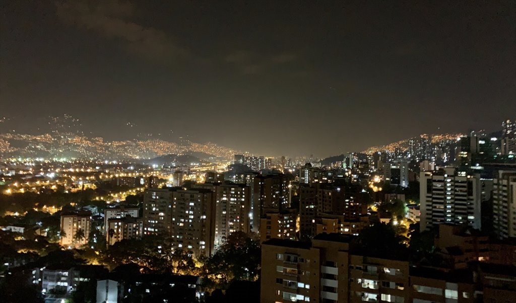 Habitacion en arriendo en Calle 2 Sur, Patio Bonito - Habitacion cerca a EAFIT, Parque Lleras y MILLA DE ORO | CompartoApto - Image 8