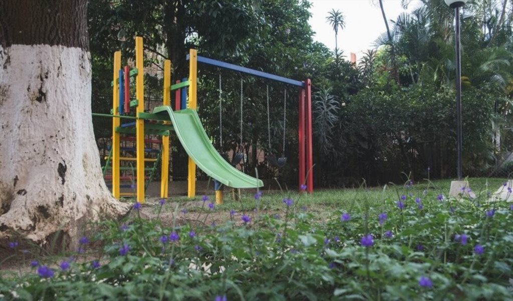 Habitacion en arriendo en Calle 12 Sur, Medellín - Amazing apartment in El Poblado ( pool) | CompartoApto - Image 8