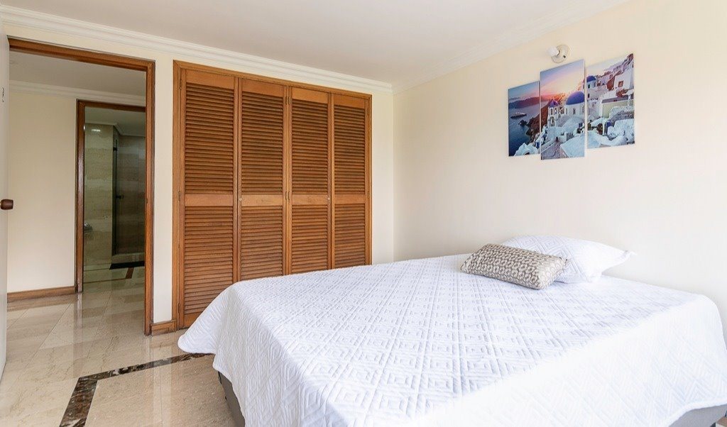 Habitacion en arriendo en Calle 1a Sur, Patio Bonito - Habitación Poblado # 7 C | CompartoApto - Image 2