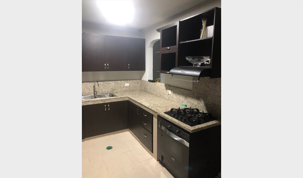 Habitacion en arriendo en Calle 15, Prados del Limonar - Habitación para rentar | CompartoApto - Image 7