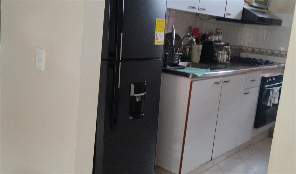 Habitacion en arriendo en Carrera 65F, Trinidad - Se busca roommate mujer, ordenada, y muy juiciosa con el aseo para compartir apto amplio y comodo | CompartoApto - Image 7