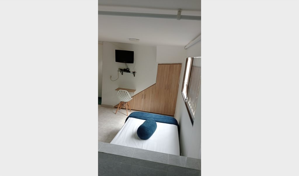 Habitacion en arriendo en UN Medellín, Medellín - Habitación amoblada para caballero solo con parqueadero para moto o carro WIFI 900 | CompartoApto - Image 6