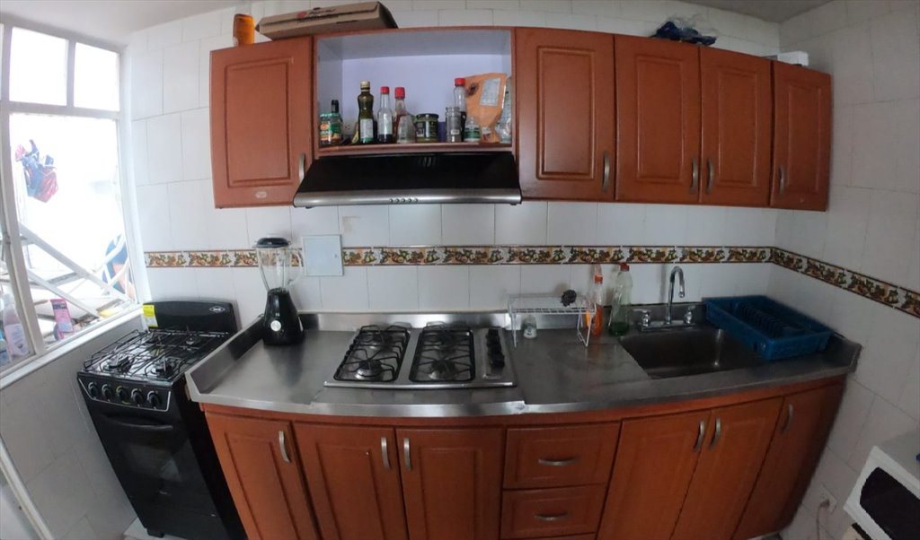 Habitacion en arriendo en Avenida Carrera 19, Teusaquillo - Vive a solo 4 cuadras del Parkway | CompartoApto - Image 5