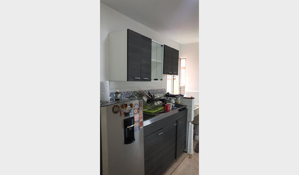 Habitacion en arriendo en Carrera 67, La Hacienda - ALQUILER HABITACION AMOBLADA PARA  MUJER EN LA HACIENDA | CompartoApto - Image 4