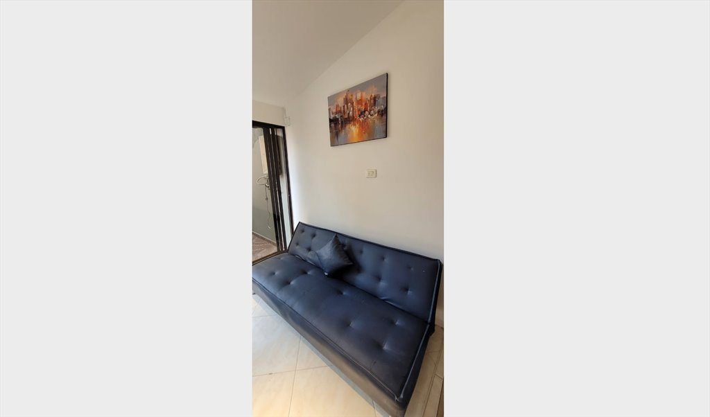 Habitacion en arriendo en Calle 44, San Joaquín - Apartaestudio Amoblado-Laureles Estadio | CompartoApto - Image 4