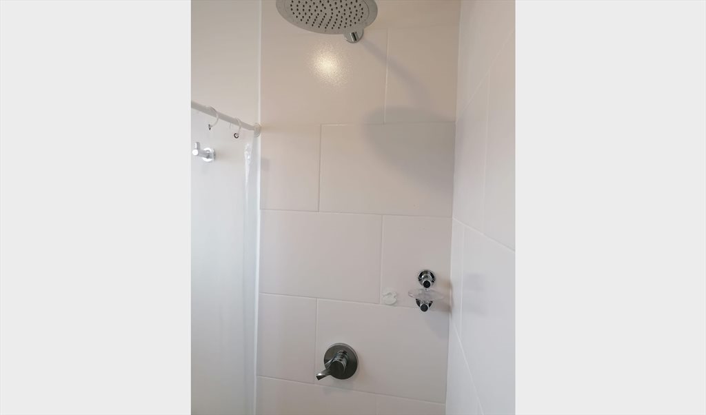 Habitacion en arriendo en Calle 44, Florida Nueva - Apartaestudio Amoblado- Laureles Estadio | CompartoApto - Image 6