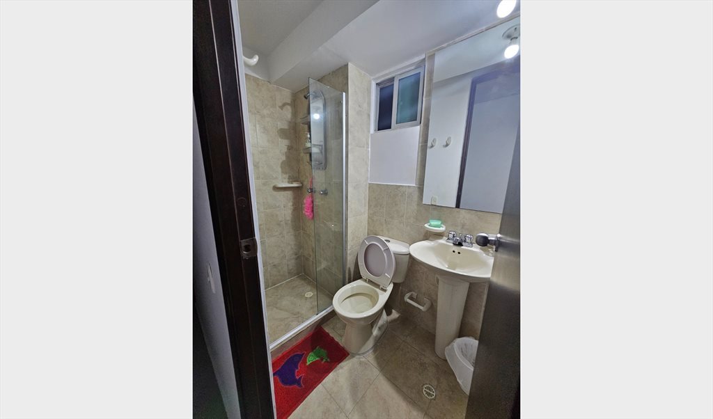 Habitacion en arriendo en Calle 90A, Villa Carolina - Habitacion con aire amoblada en villa carolina al lado de sao | CompartoApto - Image 4