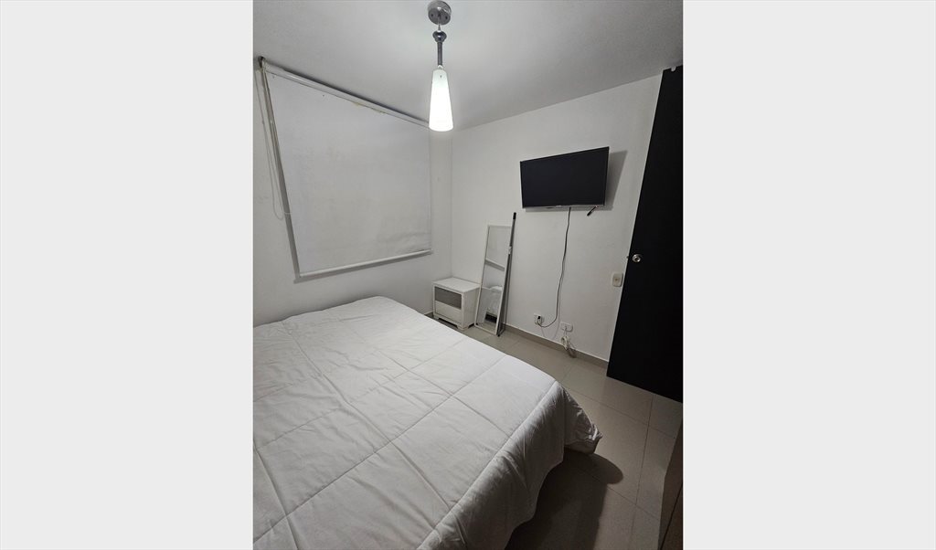 Habitacion en arriendo en Calle 90A, Villa Carolina - Habitacion con aire amoblada en villa carolina al lado de sao | CompartoApto - Image 6