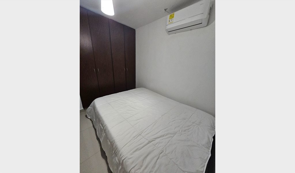 Habitacion en arriendo en Calle 90A, Villa Carolina - Habitacion con aire amoblada en villa carolina al lado de sao | CompartoApto - Image 7