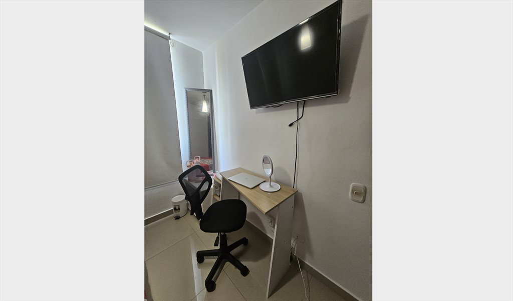 Habitacion en arriendo en Calle 90A, Villa Carolina - Habitacion con aire amoblada en villa carolina al lado de sao | CompartoApto - Image 8