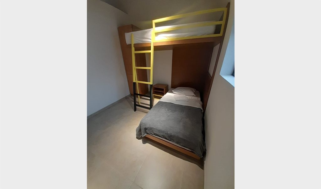 Habitacion en arriendo en Autopista Medellín-Bogotá, Bello Horizonte - Apartaestudio Amoblado-Prado Centro Medellín | CompartoApto - Image 2