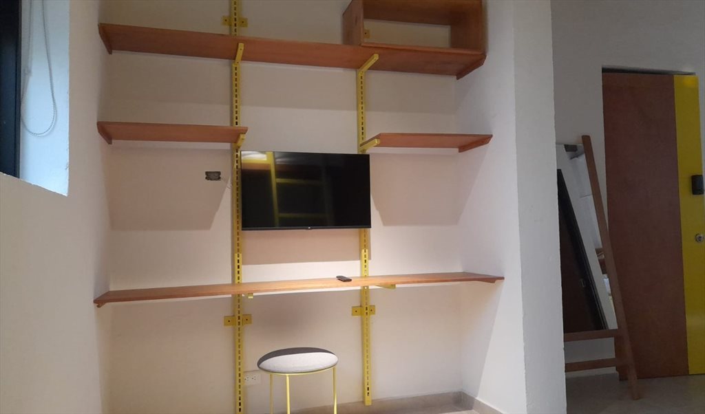 Habitacion en arriendo en Autopista Medellín-Bogotá, Bello Horizonte - Apartaestudio Amoblado-Prado Centro Medellín | CompartoApto - Image 3