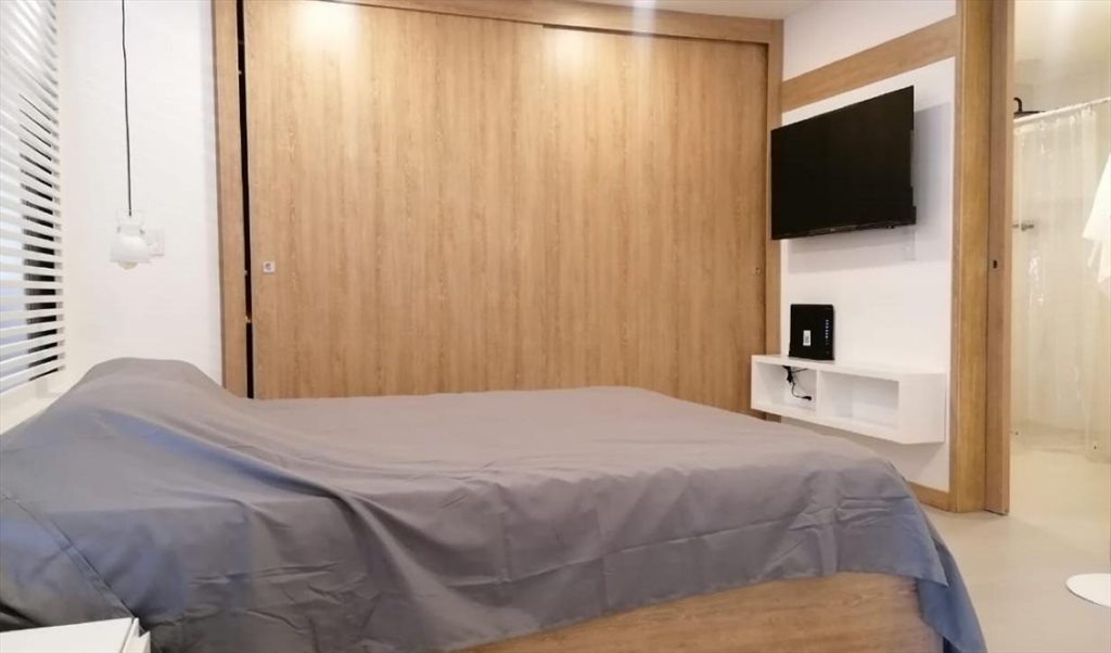 Habitacion en arriendo en Carrera 83, La Castellana - Apartaestudio en Arriendo- Belén Cerca de Los Molinos | CompartoApto - Image 5