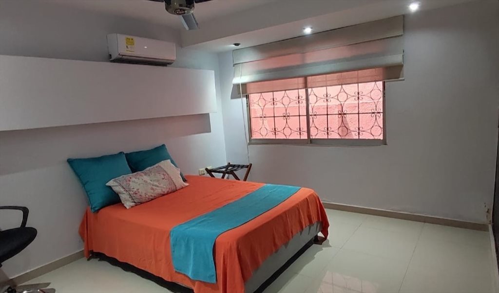 Habitacion en arriendo en Quinta San Pedro Alejandrino, Bolivariana - Habitación con cocina y entrada autónoma e independiente | CompartoApto - Image 2