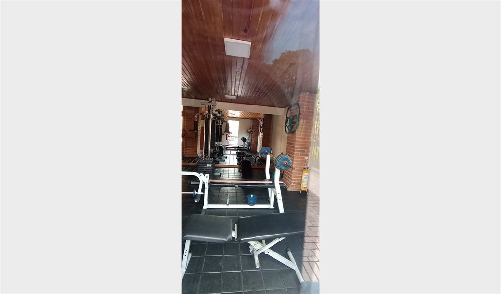 Habitacion en arriendo en Calle 185, Mirandela - habitacion confortable excelente ubicacion | CompartoApto - Image 3