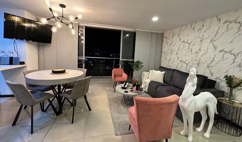 Habitacion en arriendo en Carrera 38, Los Balsos Ii - Habitación con baño privado en Poblado loma Balsos | CompartoApto - Image 6