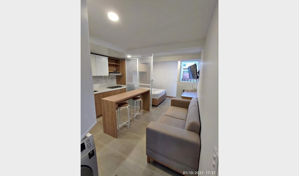 Habitacion en arriendo en Calle 44, Florida Nueva - Apartaestudio Amoblado en Arriendo en Laureles Estadio | CompartoApto - Image 5