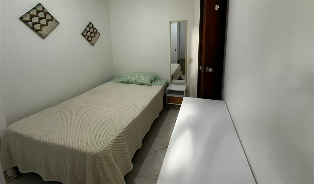 Habitacion en arriendo en UN Medellín, Medellín - HABITACIÓN CON BAÑO PRIVADO DISPONIBLE, A UNOS PASOS DE LA ESTACION FLORESTA, BARRIO LAURELES ESTADI | CompartoApto - Image 4