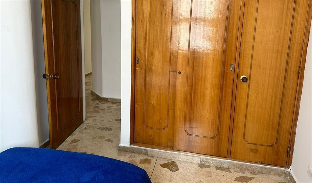 Habitacion en arriendo en UN Medellín, Medellín - HABITACIÓN CON BAÑO PRIVADO DISPONIBLE, A UNOS PASOS DE LA ESTACION FLORESTA, BARRIO LAURELES ESTADI | CompartoApto - Image 3