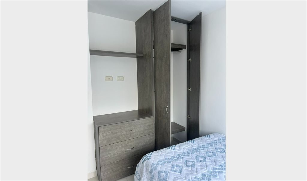 Habitacion en arriendo en Carrera 71, Villa Carolina - Habitacion en arriendo | CompartoApto - Image 2