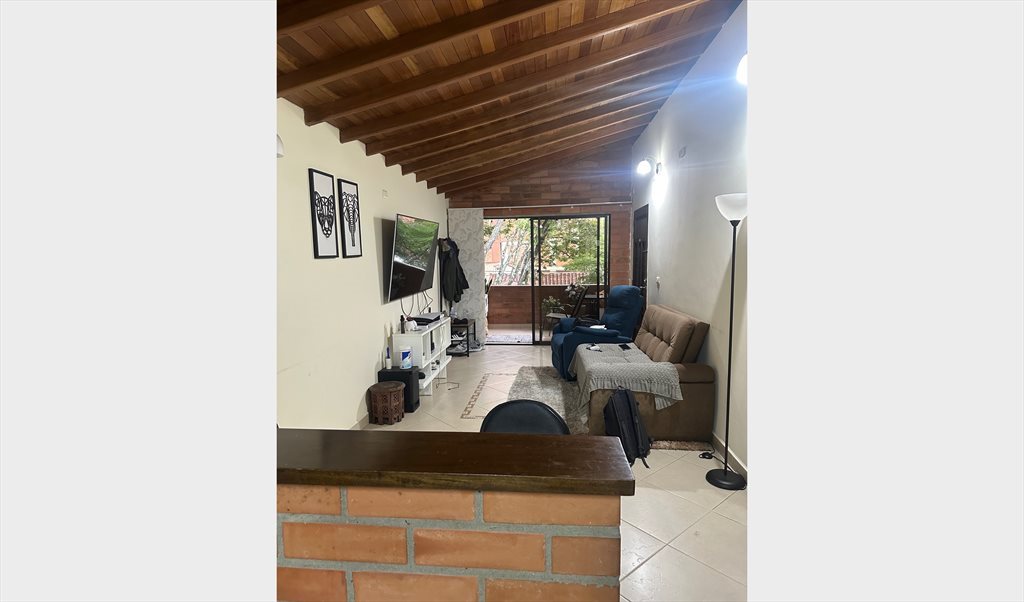 Habitacion en arriendo en Carrera 76, Lorena - Comparto apto | CompartoApto - Image 5