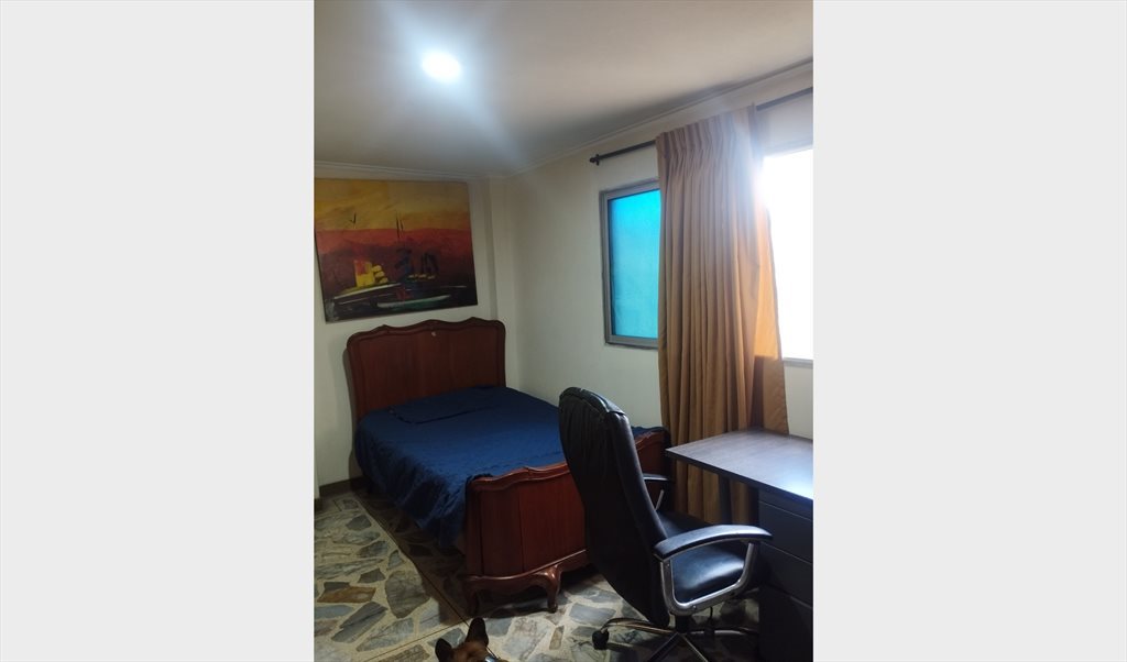 Habitacion en arriendo en Calle 55, Villa Nueva - RENTO AMPLIA HABITACIÓN AMOBLADA | CompartoApto - Image 2