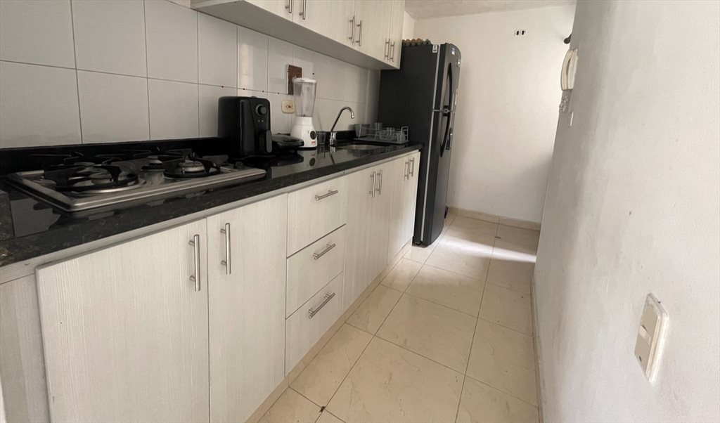 Habitacion en arriendo en Carrera 71, Villa Carolina - Habitación cerca Buenavista | CompartoApto - Image 3