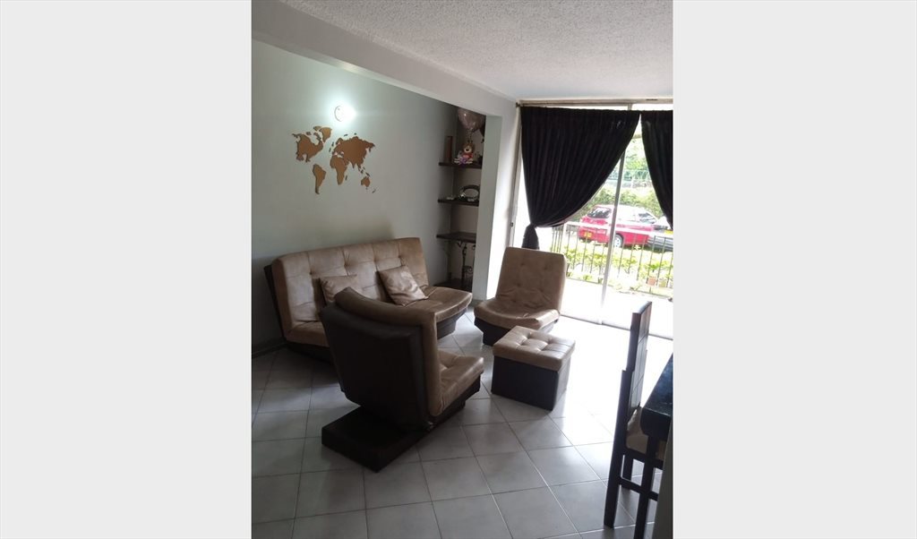 Habitacion en arriendo en Carrera 47, Patio Bonito - Hatitación Amplia en Magnífica Ubicación | CompartoApto - Image 3