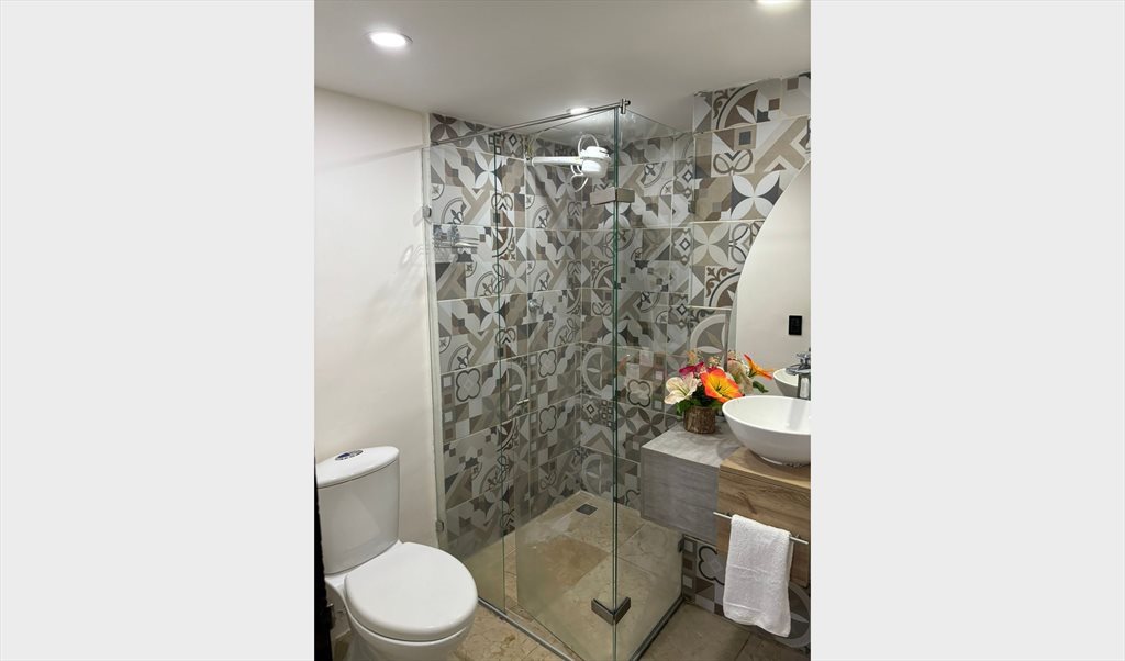 Habitacion en arriendo en Carrera 47, Patio Bonito - Hatitación Amplia en Magnífica Ubicación | CompartoApto - Image 8