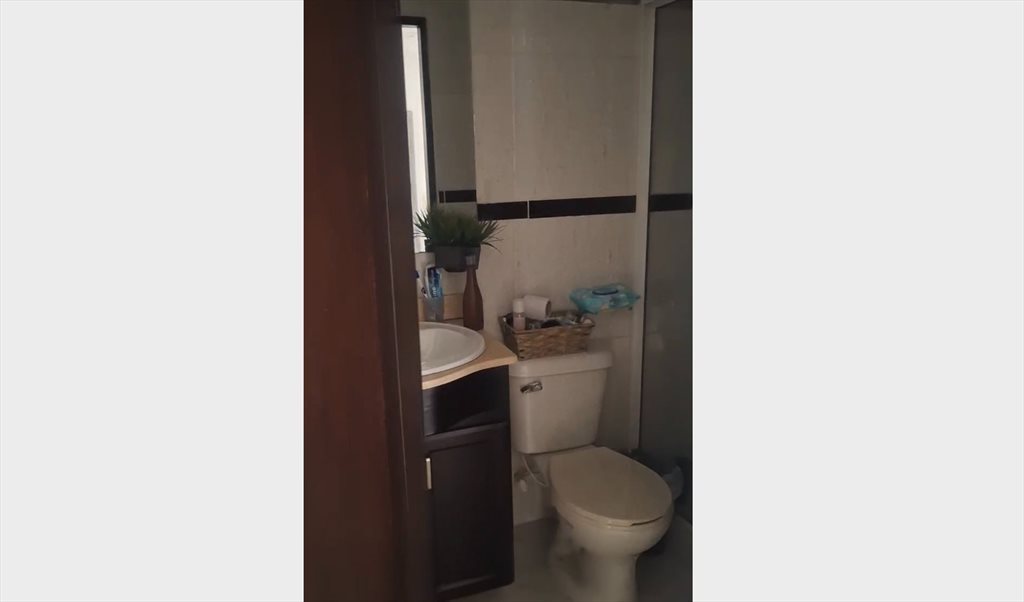 Habitacion en arriendo en Carrera 42B, Loma del Barro - Señorial Envigado | CompartoApto - Image 4