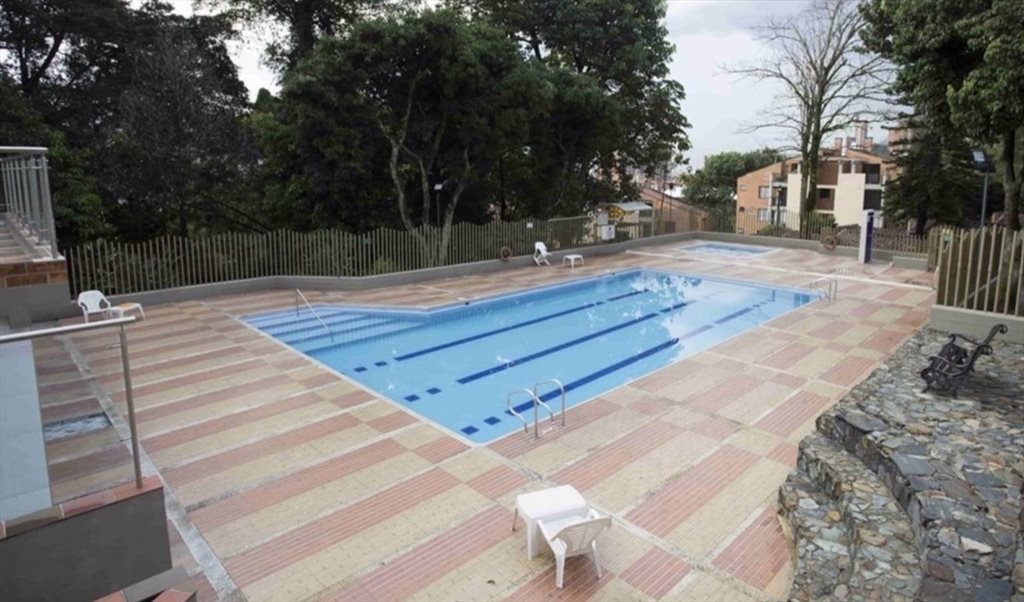 Habitacion en arriendo en Calle 37B Sur, La Pradera - ALQUILO HABITACIÓN EN BARRIO LOMA DE LAS BRUJAS - ENVIGADO | CompartoApto - Image 6