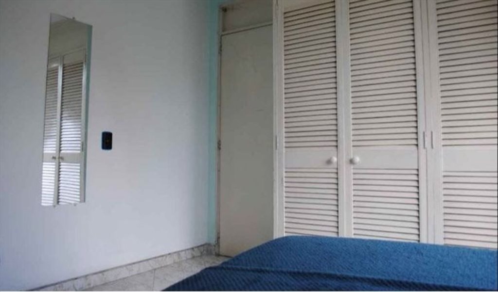 Habitacion en arriendo en Carrera 43A, El Castillo - Jardin 2 | CompartoApto - Image 3