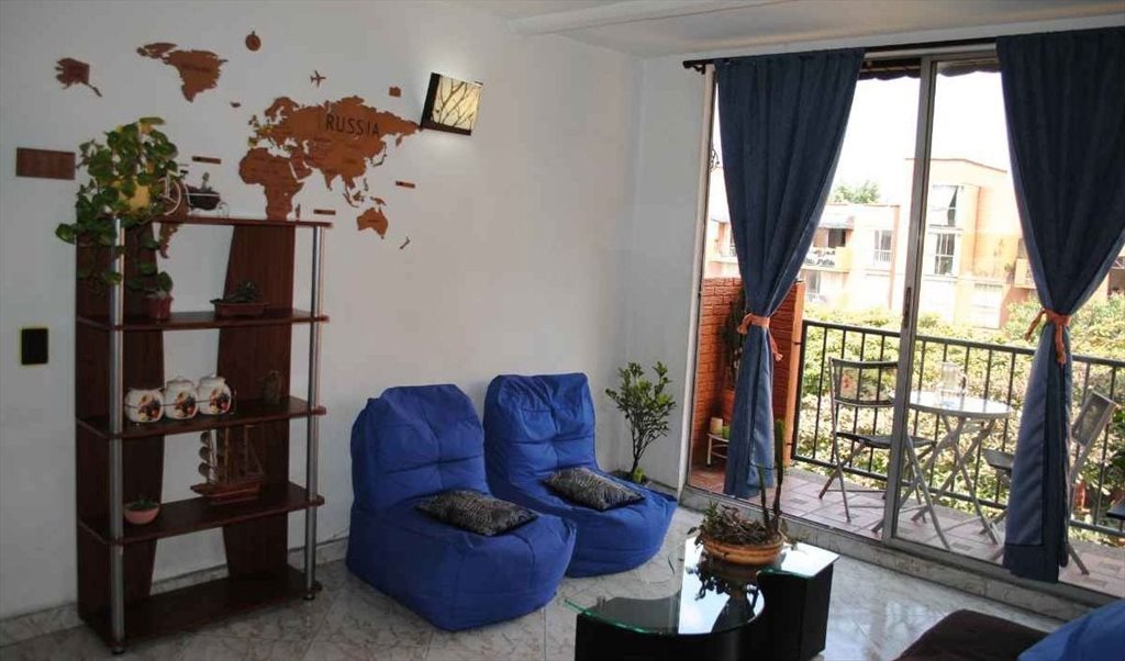 Habitacion en arriendo en Carrera 43A, El Castillo - Jardin 2 | CompartoApto - Image 5