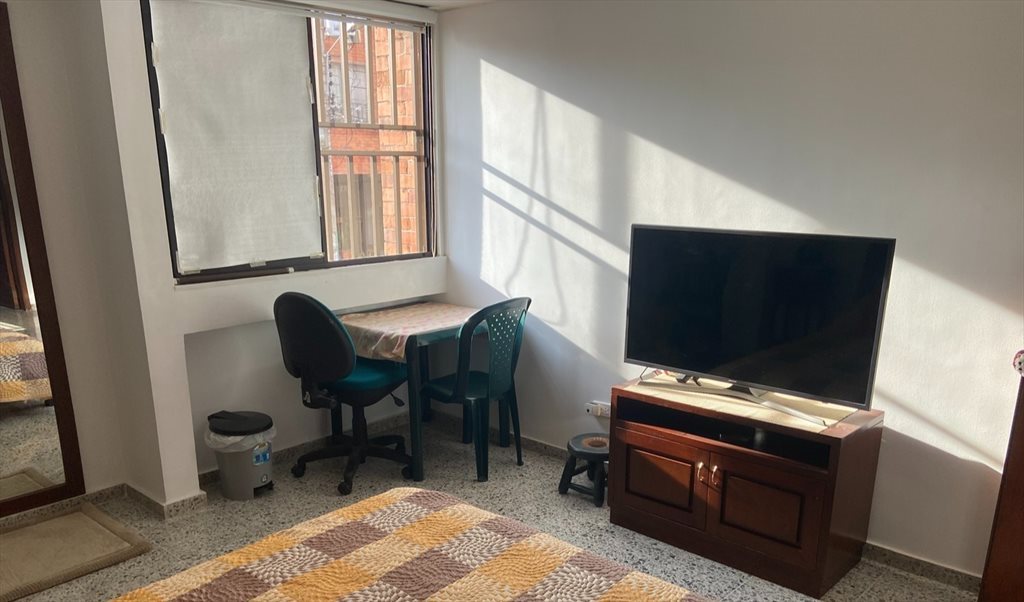 Habitacion en arriendo en Calle 1D, Cuarto de Lengua - Habitación en Arriendo Cuarto de Legua, Cali | CompartoApto - Image 3