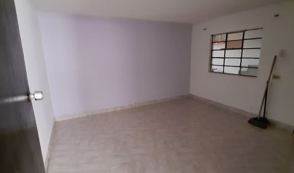 Habitacion en arriendo en Carrera 112A, Versalles Fontibón - Vivienda Estudio | CompartoApto - Image 2