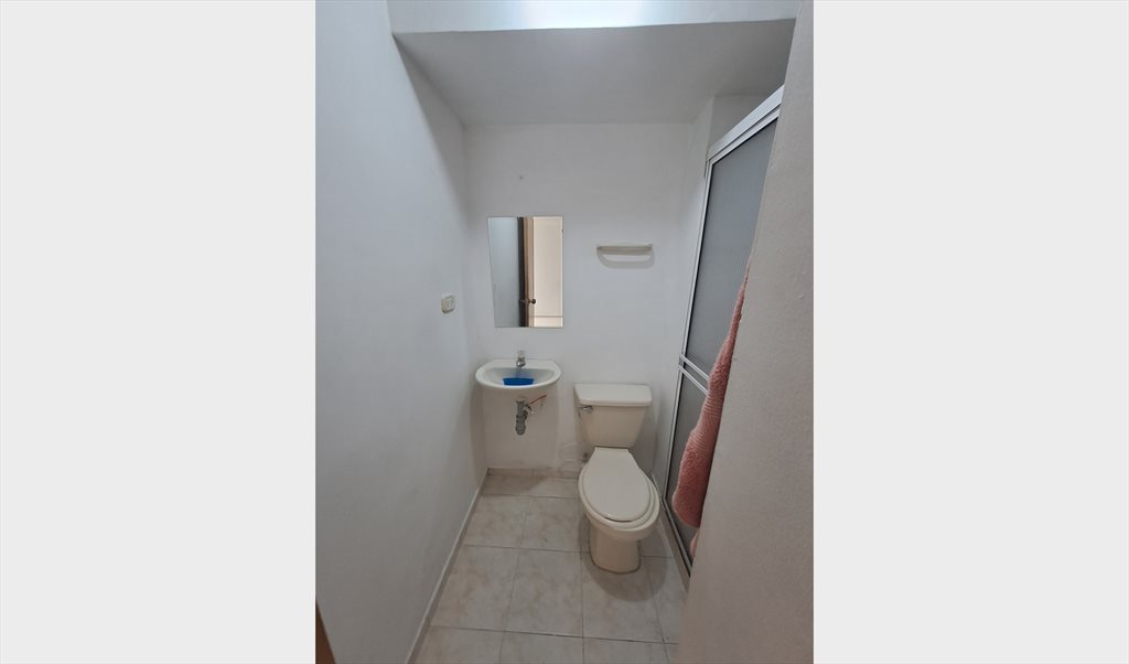 Habitacion en arriendo en Transversal 93, El Tejar - Arriendo Habitación Centro Comercial Cacique Zona | CompartoApto - Image 6