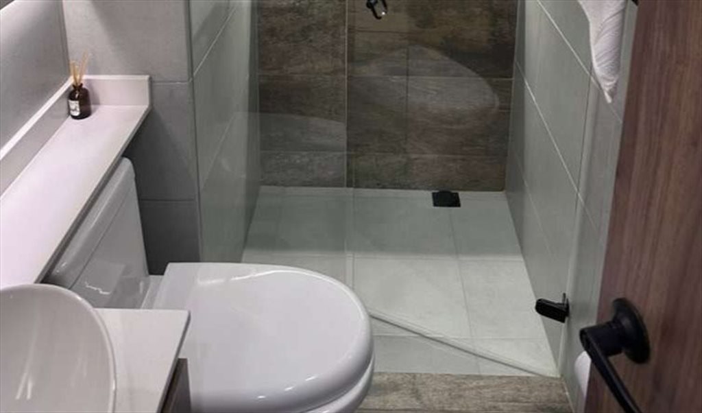 Habitacion en arriendo en Calle 152B, Tibabuyes - ✨ ¡Vive con estilo en Veramonte Living! ✨ | CompartoApto - Image 3