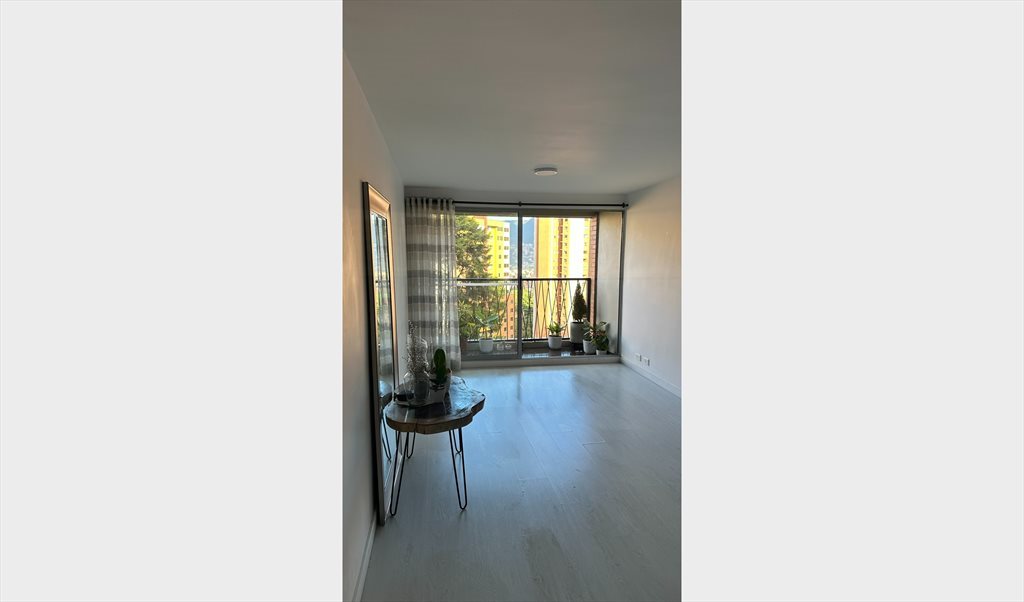 Habitacion en arriendo en Carrera 87A, Las Mercedes - Habitación Cama doble | CompartoApto - Image 2