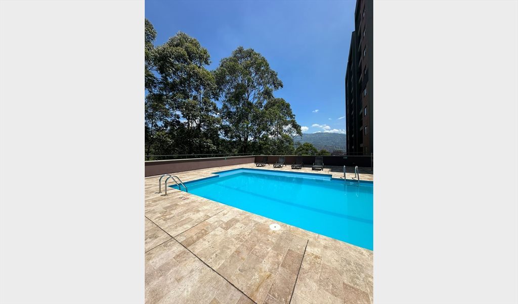 Habitacion en arriendo en Carrera 87A, Las Mercedes - Habitación Cama doble | CompartoApto - Image 4