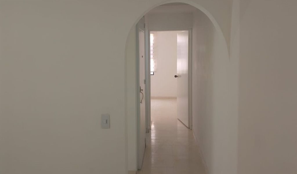 Habitacion en arriendo en Carrera 10A, San José de Usaquén - Apartaestudio Independiente | CompartoApto - Image 2