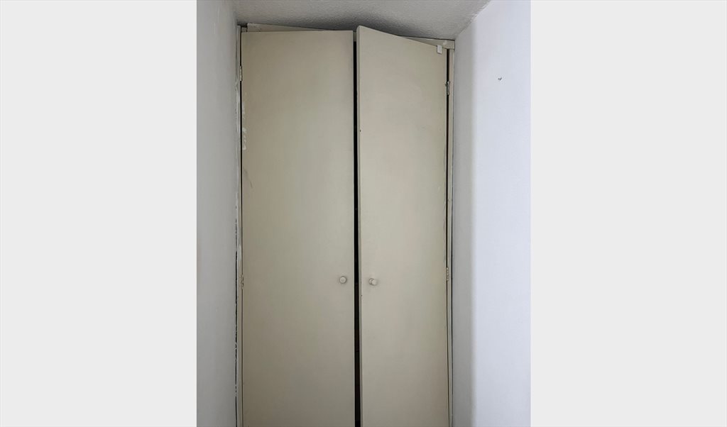 Habitacion en arriendo en Calle 22, Las Aguas - Habitación Amoblada en La Candelería | CompartoApto - Image 3