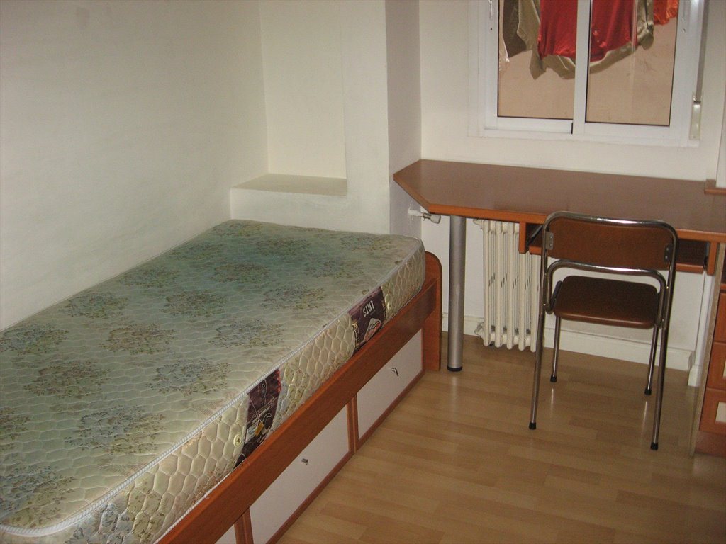 Piso Compartido en Calle Tomás Bretón, Zaragoza - Piso Nuevo habitaciones en Zaragoza | Roomgo - Image 3