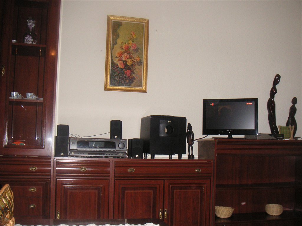 Piso Compartido en Calle Conde de la Viñaza, Zaragoza - habitación | Roomgo - Image 2