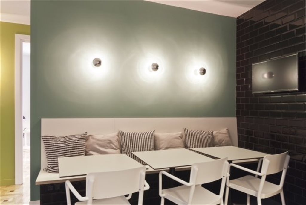 Piso Compartido en Calle de Alberto Aguilera, Centro - MODERNO PISO CON HABITACIONES CON BAÑO INDIVIDUAL | Roomgo - Image 3