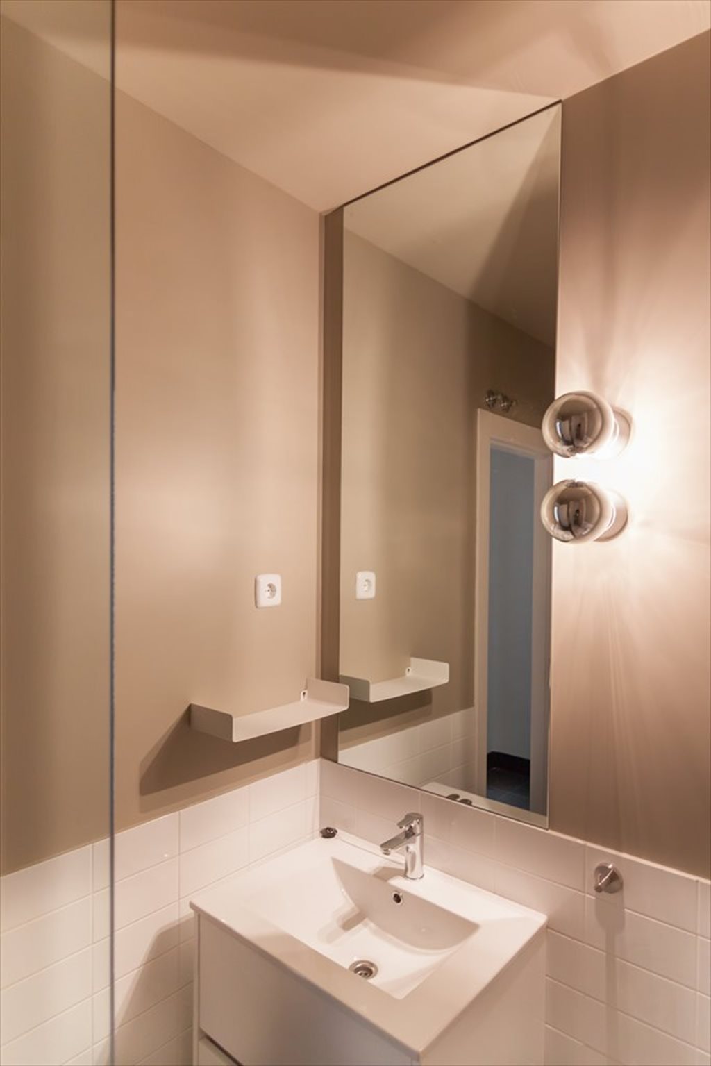 Piso Compartido en Calle de Andrés Mellado, Chamberí - MODERNO PISO CON HABITACIONES CON BAÑO INDIVIDUAL | Roomgo - Image 6