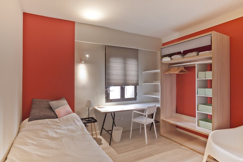 Piso Compartido en Paseo de San Francisco de Sales, Chamberí - MODERNO PISO CON HABITACIONES Y BAÑO INDIVIDUAL. | Roomgo - Image 4